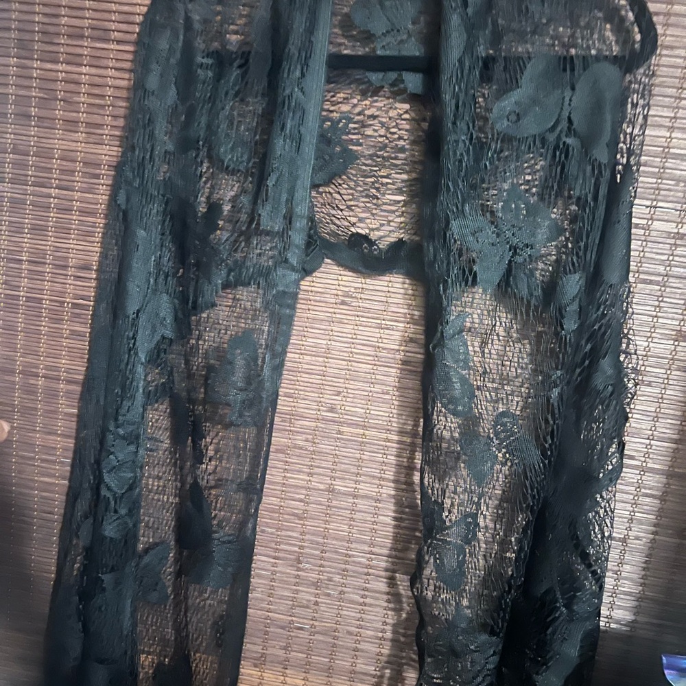 MINT Black Floral Lace Scarf/Shawl/Wrap